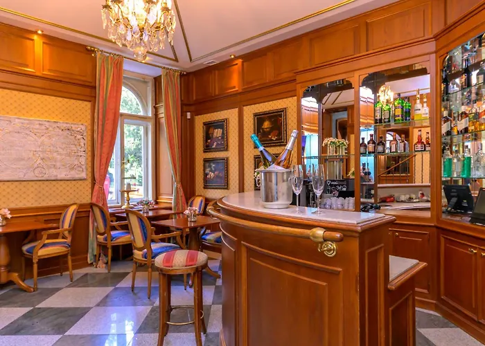 Kinsky Fountain Otel Prag