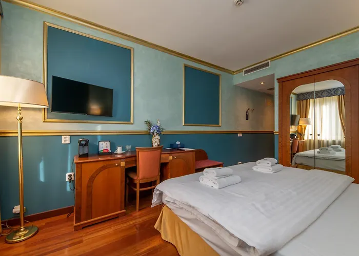 Otel Kinsky Fountain Prag