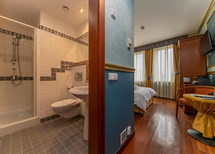 Otel Kinsky Fountain Prag