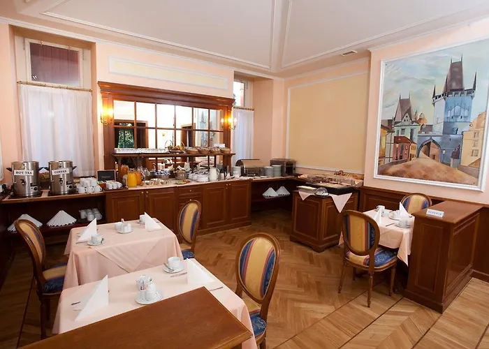 Otel Kinsky Fountain Prag