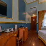 Kinsky Fountain 4*