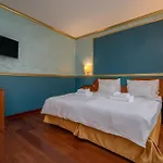 Hotel Kinsky Fountain Prague
