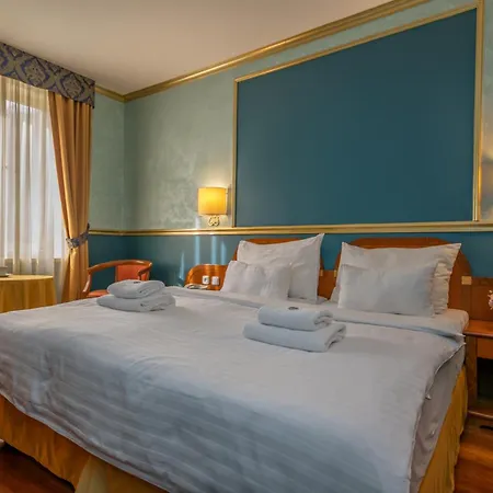 Kinsky Fountain Hotel Prague