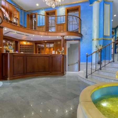 Hotel Kinsky Fountain 4*