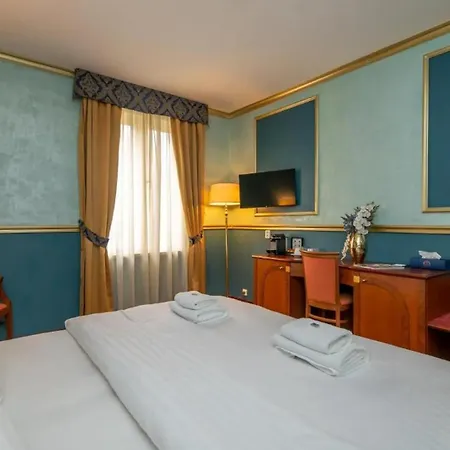 Kinsky Fountain Hotel Prag