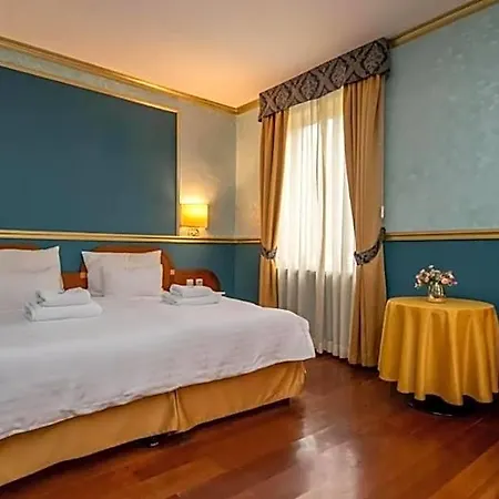 Kinsky Fountain 4* Praga
