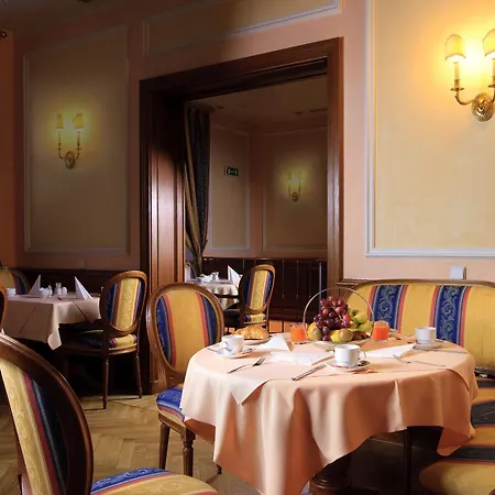 Kinsky Fountain Hotel Praga
