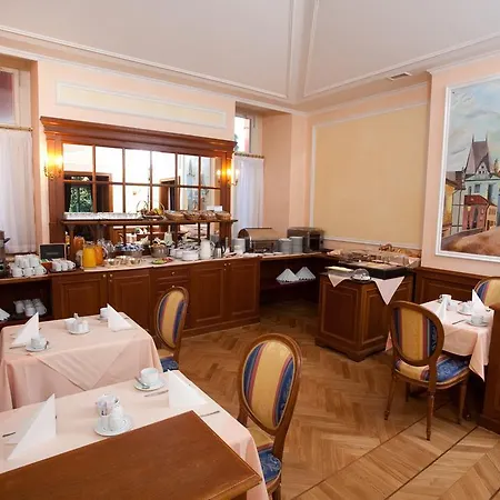 Hotel Kinsky Fountain Praag