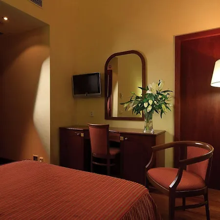 Kinsky Fountain 4* Prag