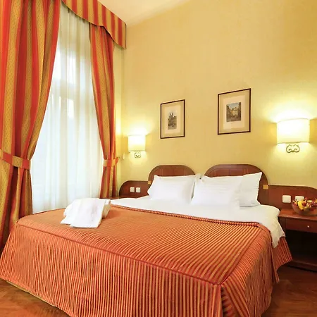 Hotel Kinsky Fountain 4*