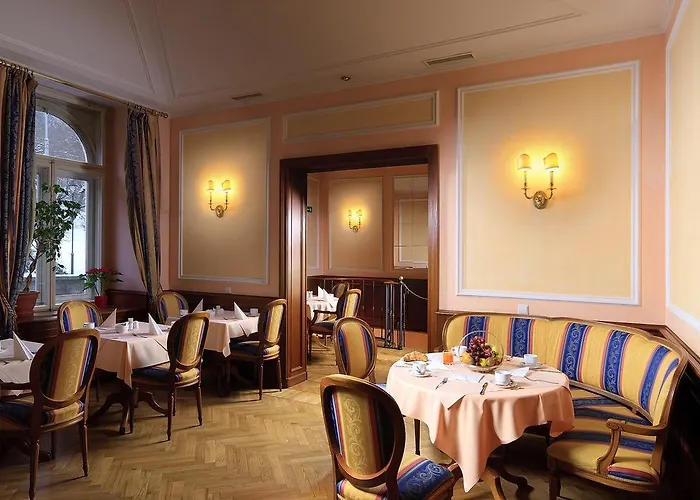 Ξενοδοχείο Kinsky Fountain 4*